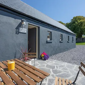 Coach House On The Shores Of Lough Corrib , Galway Irlande
